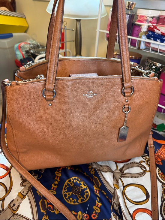 Coach Handbags - Coach Stanton Carryall Pebbled Leather Shoulder With Crossbody Strap